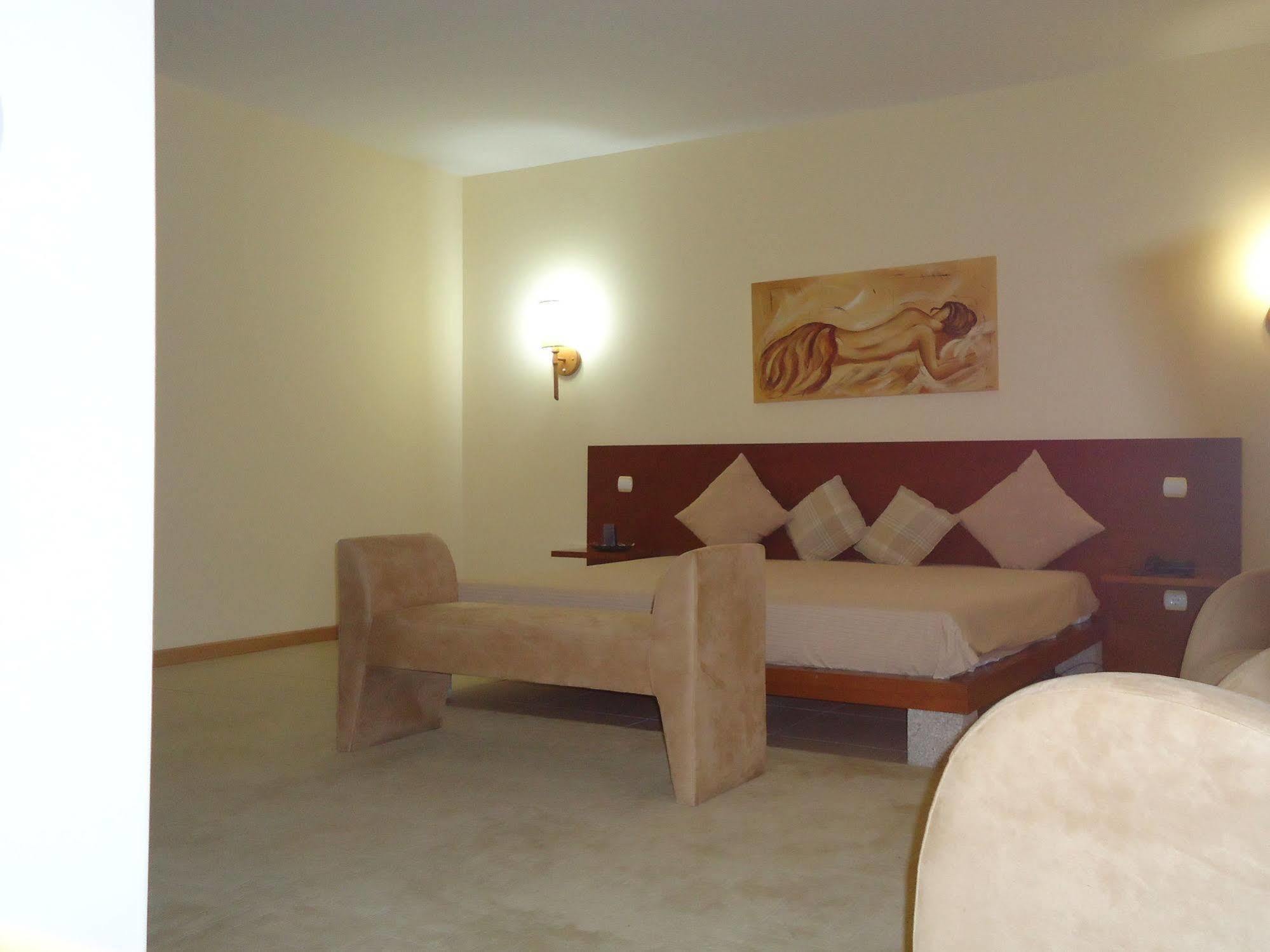 Hotel Pombeira Guarda Extérieur photo